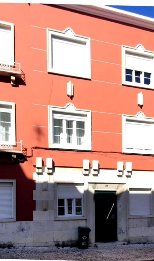 Sunny Apartment In A Typical Lisbon Neighborhood Exteriér fotografie